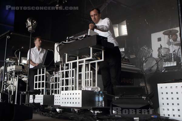 SOULWAX - 2017-06-25 - PARIS - Hippodrome de Longchamp - Domino - 